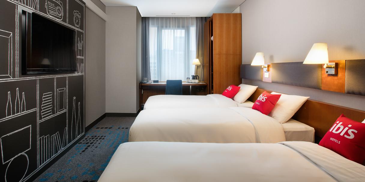 Khách sạn Ibis Ambassador Myeongdong 3*