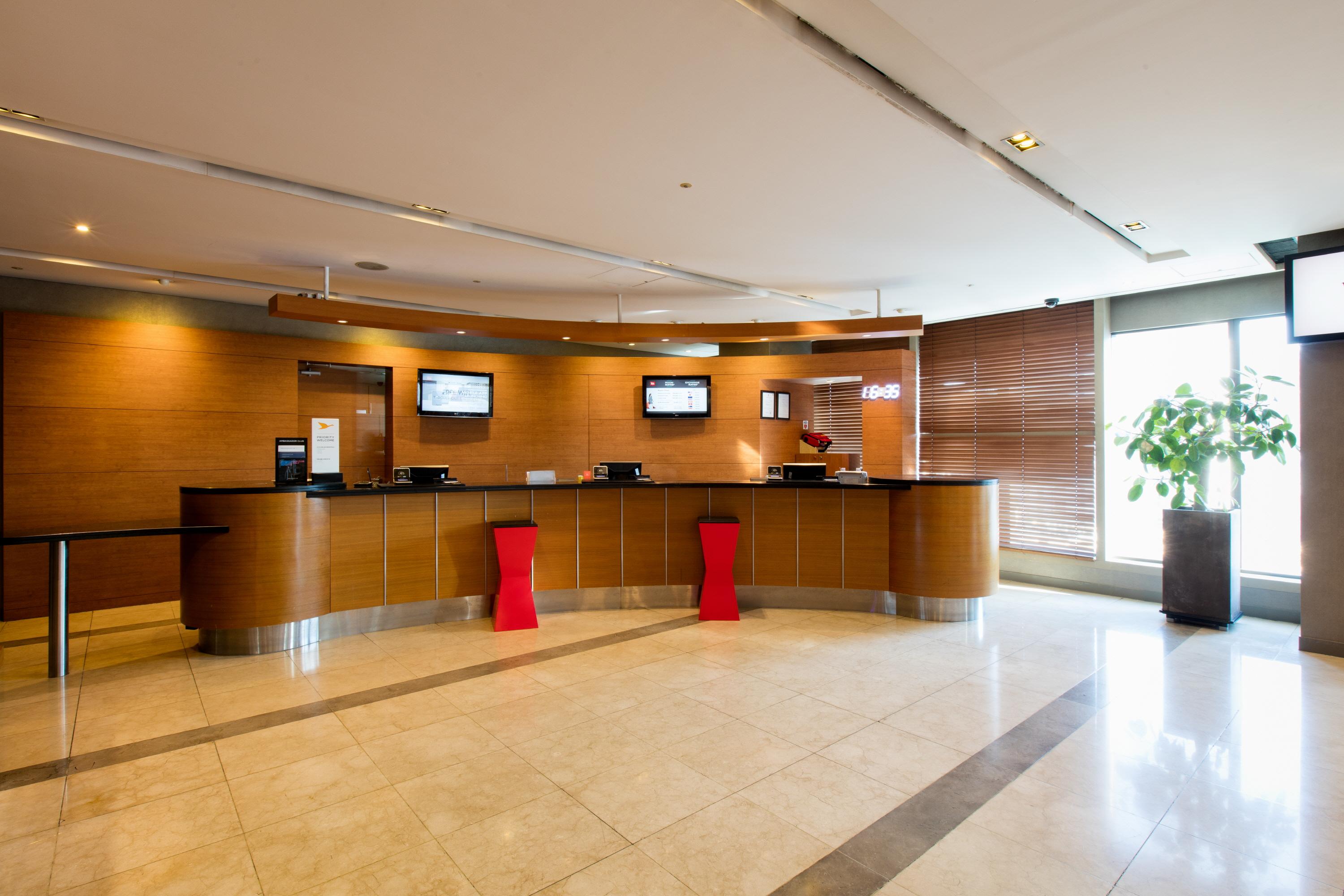 Ibis Ambassador Myeongdong Khách sạn 3*
