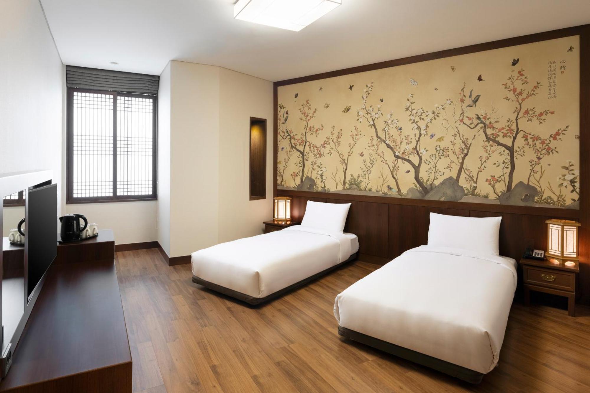 Ibis Ambassador Myeongdong Khách sạn 3*