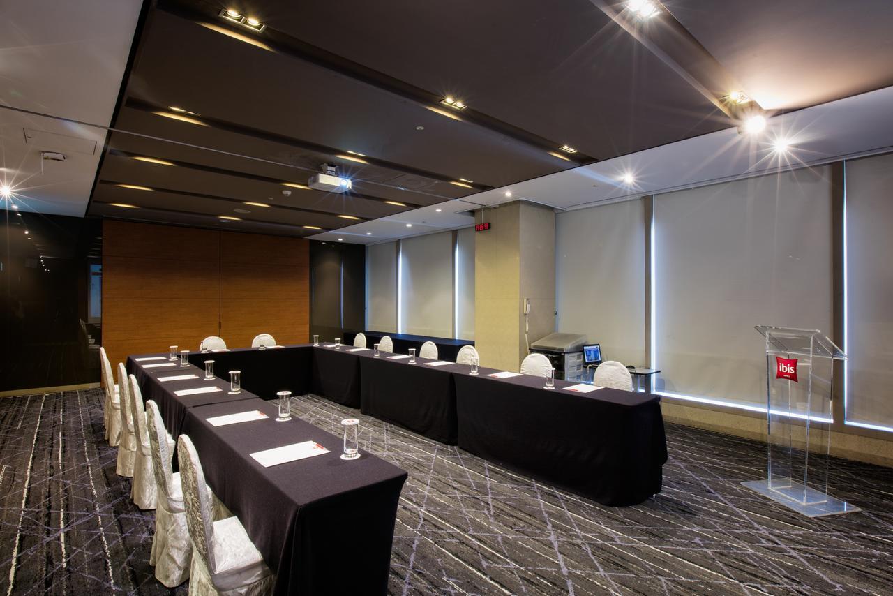 Ibis Ambassador Myeongdong Khách sạn 3*