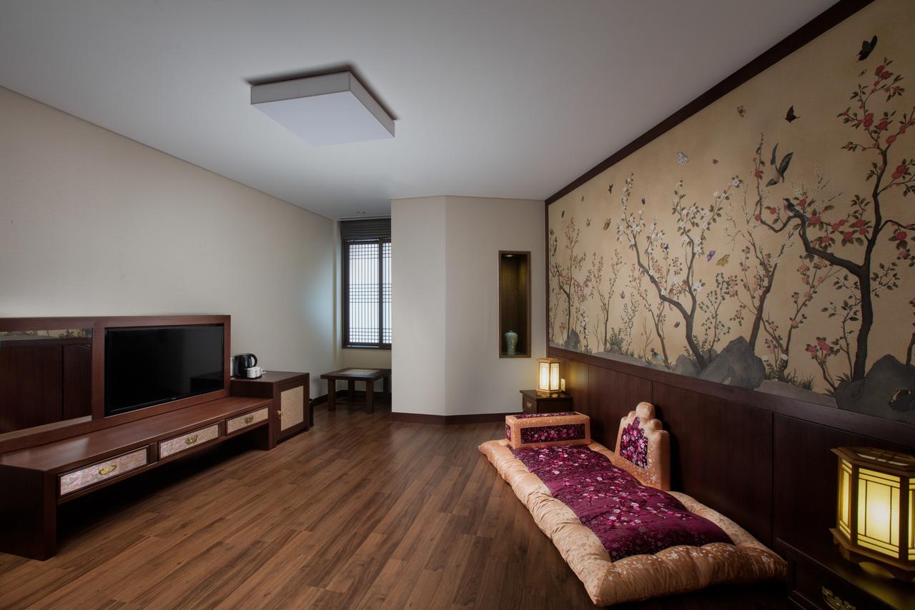 Ibis Ambassador Myeongdong Khách sạn 3*